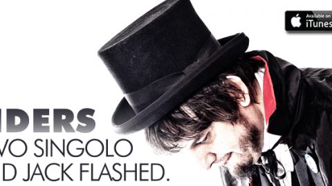 Areasonica Records lancia Spiders, il nuovo singolo dell’imprevedibile Acid Jack Flashed: torna il rock ‘n’ roll ribelle dell’artista varesino!